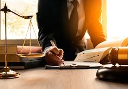 Convocan a estudiantes de abogacía para la designación de pasantias