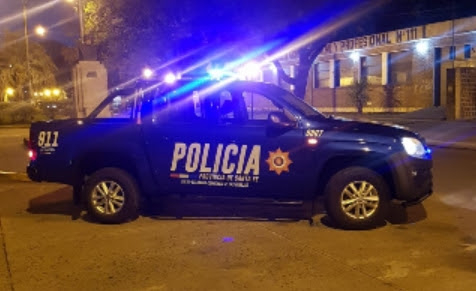 Fue a pedir un certificado de buena conducta y quedó detenido por pedido de captura