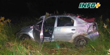 Un auto despistó sobre autopista en Barrancas y cruzó de carril: cuatro heridos