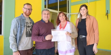 Obras y entrega de fondos en la escuela Campo Mateo de Timbúes