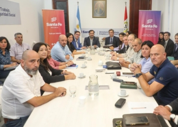 La Provincia ofreció a los docentes un 18% de aumento para marzo