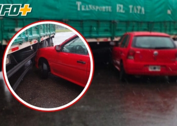 Fuerte choque en Totoras: un auto se incrustó contra un camión