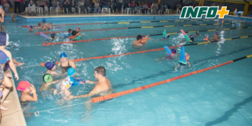 Más de 100 nadadores de entre 6 meses y 12 años vivieron los 60′ de nado en Timbúes