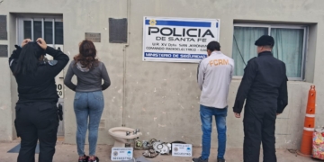 Una mujer embarazada y su pareja detenidos por un robo en una vivienda