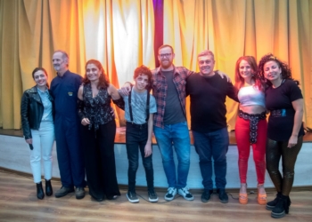 Timbúes: el Taller de Teatro del Centro Cultural Comunal presentó dos obras a sala llena