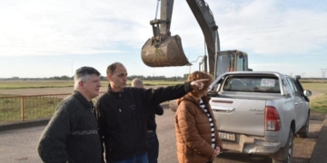 Dirigentes de la región recorrieron la obra de «Desvío de Camiones» en La Ribera
