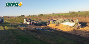 Oliveros: volcó un camión en autopista y su chofer fue hospitalizado