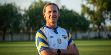 «Gracias campeón»: el Polaco Bastía dejó de ser el técnico de Belgrano de Serodino