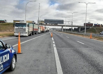 Autopista: lo detuvieron por masturbarse al lado de una mujer en un colectivo