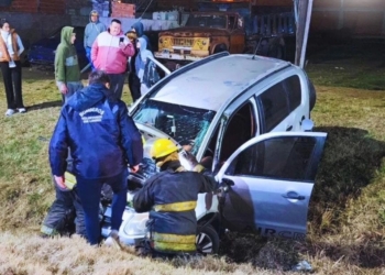 Despiste y vuelco en Ruta 11: un conductor herido