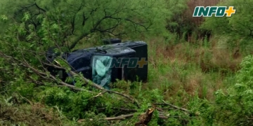 Impactante vuelco de una camioneta en autopista entre Monje y Maciel: dos heridos