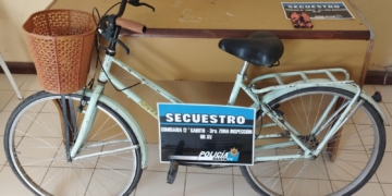 Robó en Gaboto y fue retenido por vecinos: recuperaron una bici y un celular