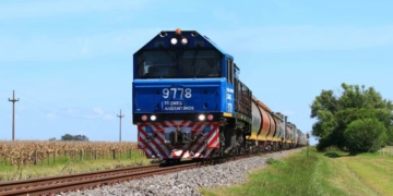 El gobierno privatizará el tren Belgrano Cargas que llega a los puertos de Timbúes