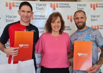 Totoras rindió homenaje a Daniel Boero y Lucas Domingo, dos leyendas del fútbol local