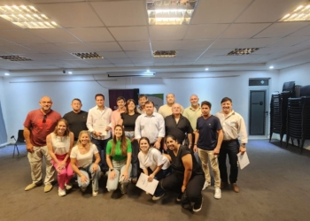 Leo Diana y Gisela Scaglia firmaron convenios con clubes de la región