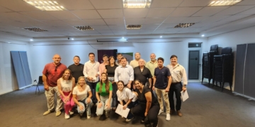 Leo Diana y Gisela Scaglia firmaron convenios con clubes de la región