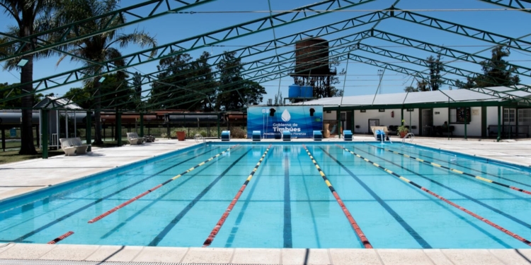 Timbúes invita a vivir la Temporada 2025 en la pile del Poli comunal