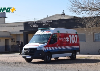 Una moto y una camioneta colisionaron frente al SAMCo Maciel