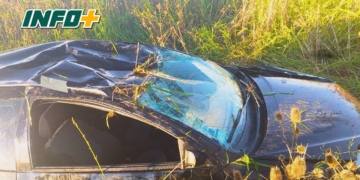 Una joven volcó con su auto entre San Genaro y Díaz