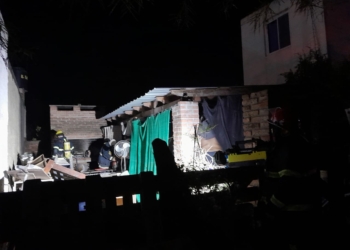 Susto en Andino por el incendio en una vivienda: los dueños dormían y fueron alertados por vecinos