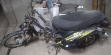 Tiene 13 y 15 años, robaron y cayeron de la moto en la ruta durante la persecución