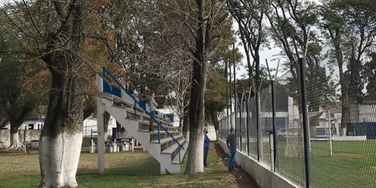 Club Alba comenzó la construcción de una nueva tribuna en el Bosque