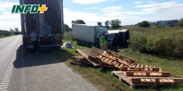 Oliveros: un camión volcó tras ser abordado por delincuentes armados sobre autopista