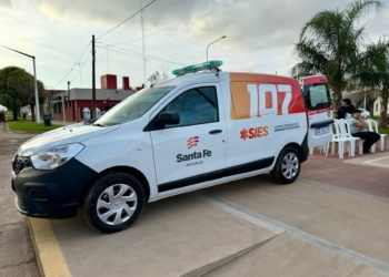 Carrizales presentó la nueva unidad de traslado del SAMCo local