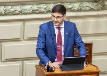 Autopista, gasoducto y hospitales: Pullaro destacó la inversión en obras en la región