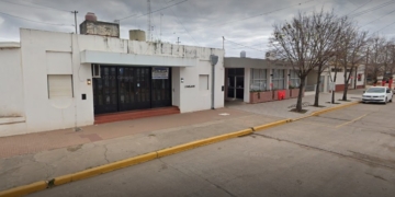 Barrancas: robó una CPU, quedó filmado y la arrojó a las vías 