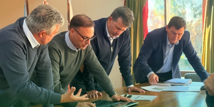 Reunión de autoridades en San Genaro: planean la rotonda en rutas 34 y 65