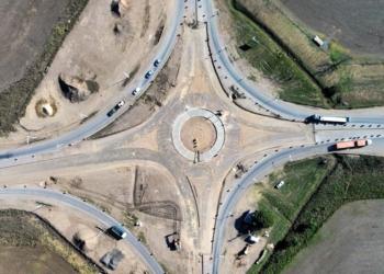 Avanza la construcción de una nueva rotonda en el cruce de rutas provinciales 80 y 10