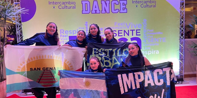 De San Genaro a Brasil: bailarinas de la ciudad se subieron al podio internacional