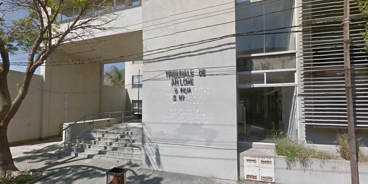 Abusó sexualmente de su pequeña hija y lo condenaron a 8 años de prisión