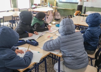 La provincia de Santa Fe descarta suspender las clases por la ola de frío polar
