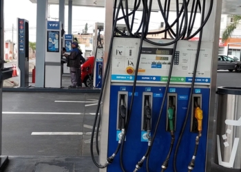 No hay dos sin tres: desde este viernes vuelven a aumentar los combustibles
