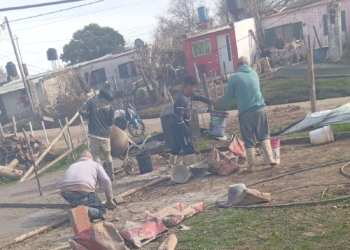 Una familia de Gaboto dio el primer paso y comenzó a construir un merendero