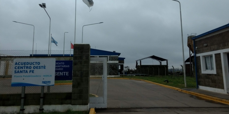 Importante corte de agua en la región: la tormenta provocó fallas en el acueducto