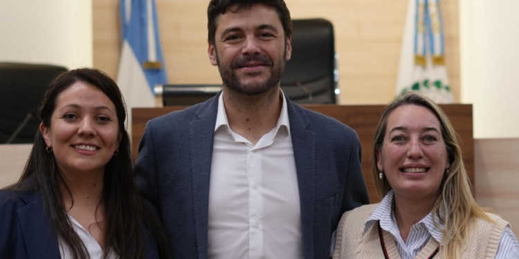 La concejal Florencia Baldani expuso en Rosario por las autonomías municipales