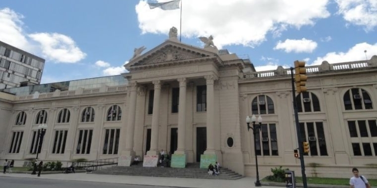 Paro en la UNR tras el veto de Javier Milei al Financiamiento Universitario