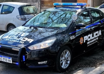 Tres jóvenes detenidos en Centeno tras agredir a un conductor y resistirse a la policía