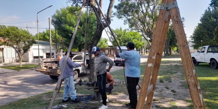 Barrancas sin agua desde hace 36 horas: bombas colapsadas y vecinos indignados