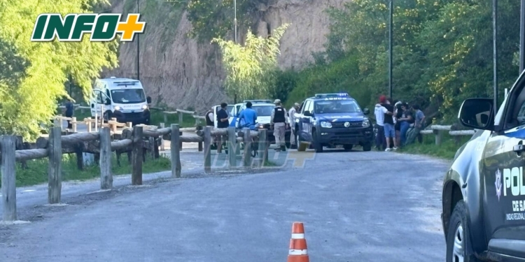 Un adolescente desapareció en el río y era buscado intensamente