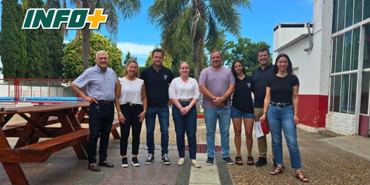 Clubes de Maciel, Irigoyen, Gálvez y Coronda recibieron importantes aportes para obras