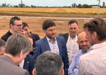 El gobernador Pullaro volvió a la región y recorrió la obra del Desvío Giardino