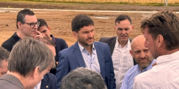 El gobernador Pullaro volvió a la región y recorrió la obra del Desvío Giardino
