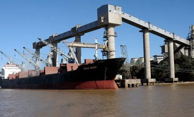 A pesar del paro de aceiteros, los puertos de la región se mantienen operativos