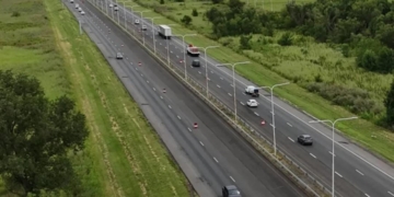 Provincia anunció que finalizó el tercer carril de autopista mano a Rosario