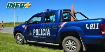 Un auto con dos jóvenes de Timbúes volcó sobre Ruta 11, en Oliveros