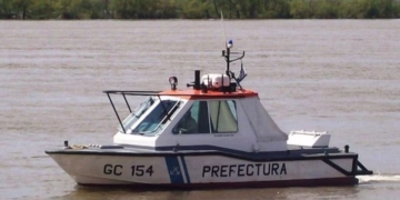 Crimen en las islas frente a Puerto Gaboto: un joven es buscado tras asesinar a su padre